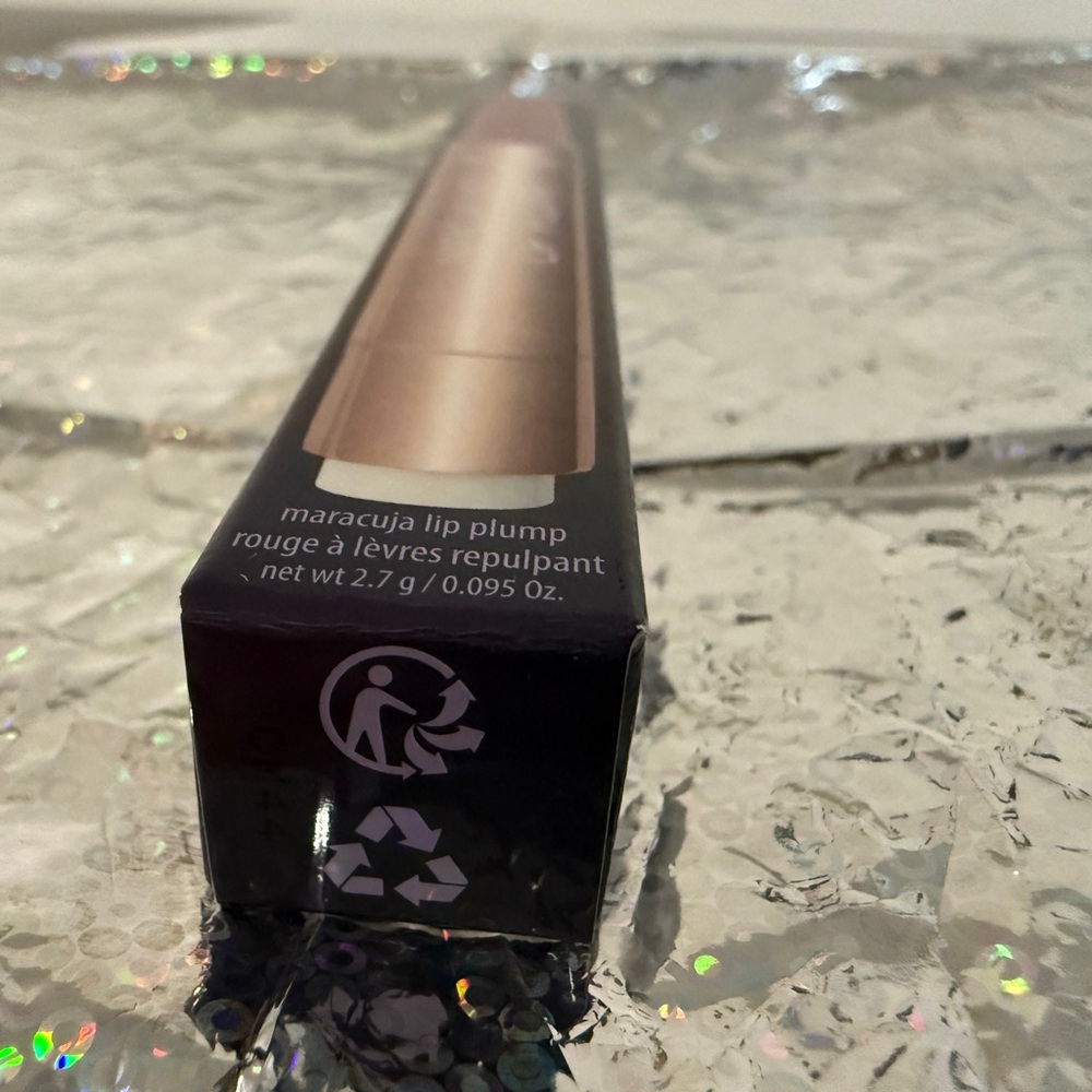 New Tarte Maracuja Juicy Lip Plump Dragon Fruit Color - Picture 8 of 8